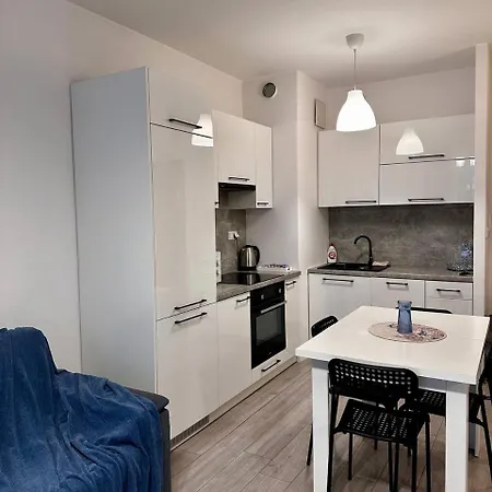 Apartment Wola Z Ogrodkiem Warschau Exterior foto
