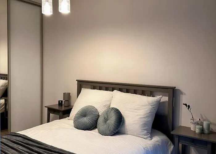 Apartment Wola Z Ogrodkiem